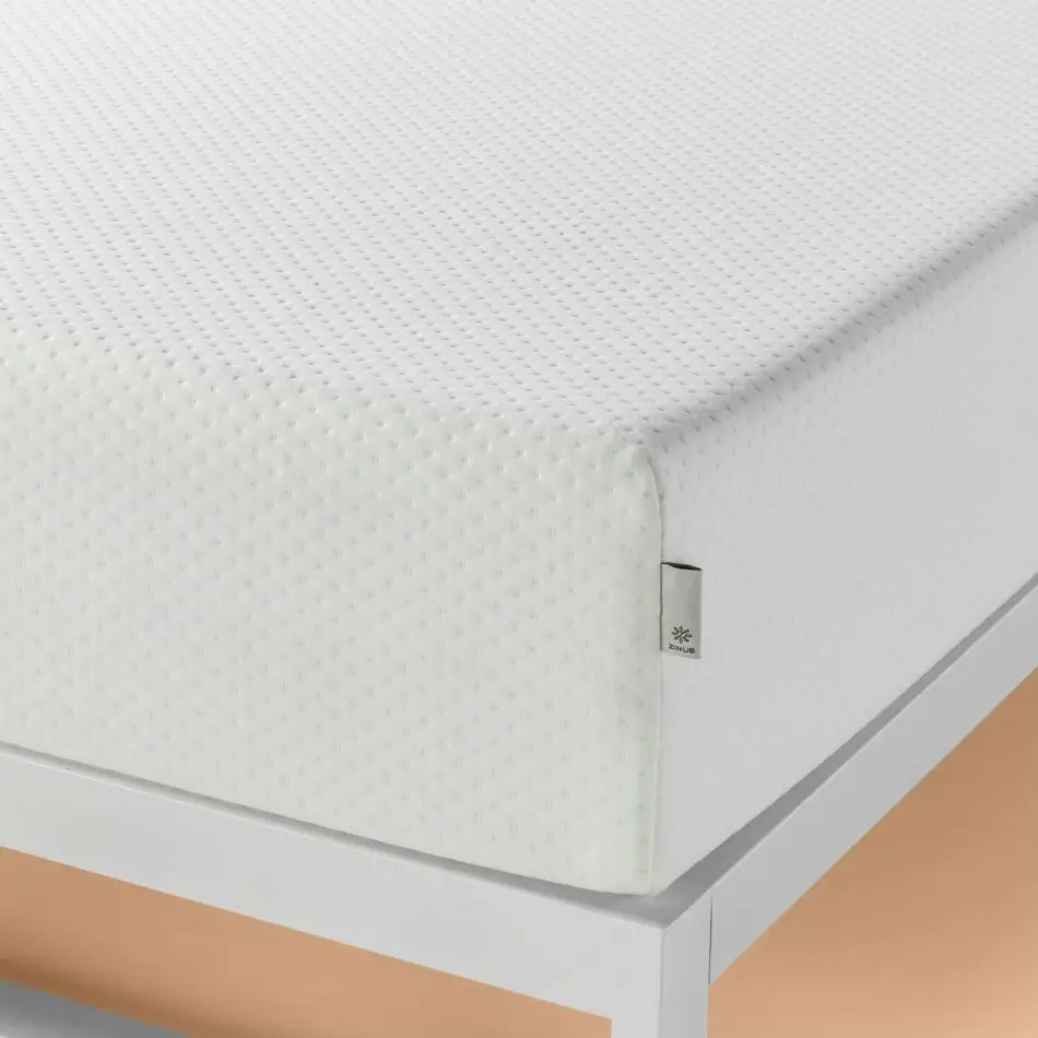 Queen-size memory foam gel mattress used at Thonglor Suites Hotel
